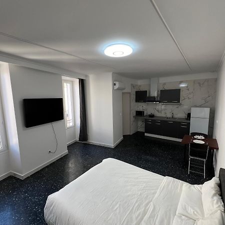 Suite St Charles, Canebiere, Vieux-Port Marseille Exteriör bild